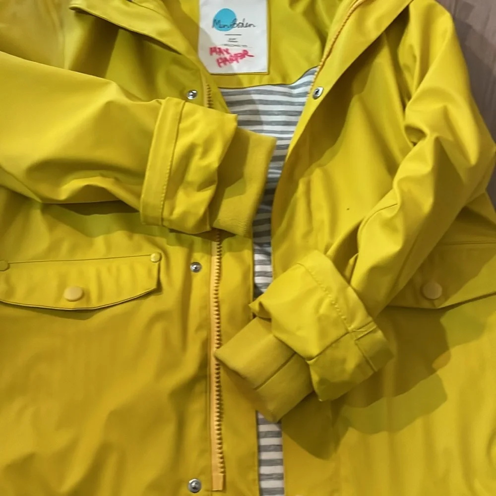 Mini Boden boys raincoat - Picture 5 of 5